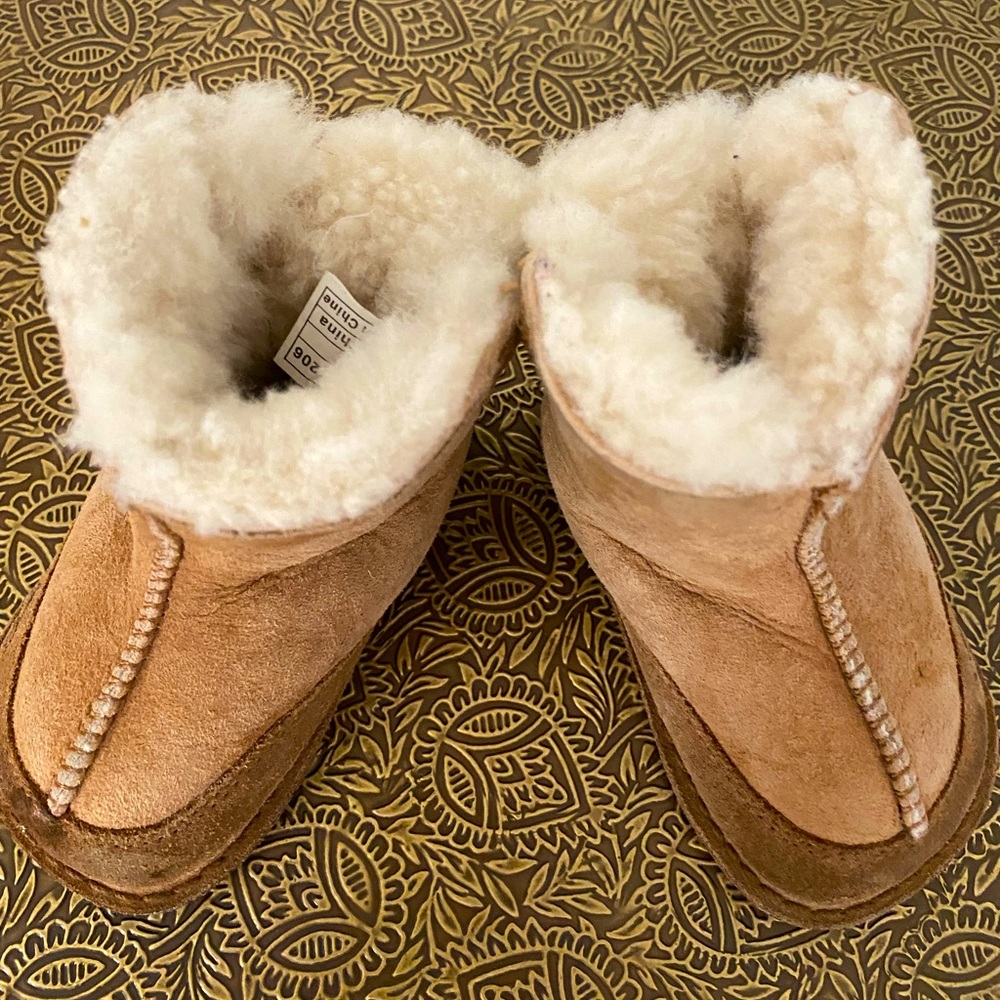 Ugg boots - baby sz 5